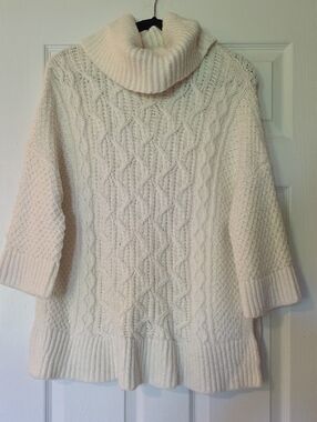 Ann Taylor Cream Cable Knit Turtleneck Sweater